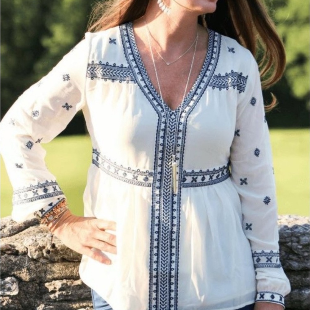New nwt Stella & Dot Maette Lela Embroidered Blouse top M - Picture 3 of 13